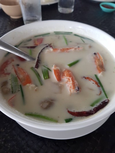 ต้มข่าซีฟู้ด