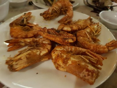 กุ้งทอดกระเทียม