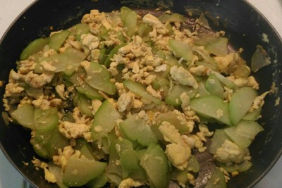 วิธีทำ ฟักแม้วผัดไข่(มังสวิรัติ) วิธีทำ ฟักแม้วผัดไข่(มังสวิรัติ)
