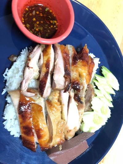 ข้าวมันไก่เจ้อ้วน (Kaomunkai.joun) รามอินทรา109 ข้าวมันไก่เจ้อ้วน (Kaomunkai.joun) รามอินทรา109