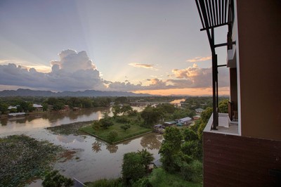 Natee The Rivetfront Hotel Kanchanaburi