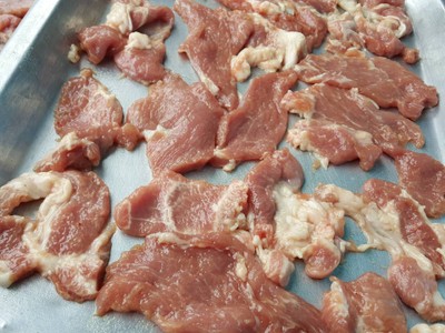 วิธีทำ หมูแดดเดียว วิธีทำ หมูแดดเดียว