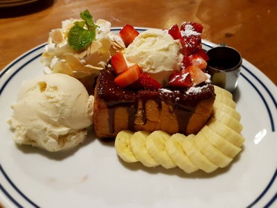 Captain Noi Café & Hangout (กัปตันน้อยคาเฟ่แอนด์แฮงเอาท์) Captain Noi Café & Hangout (กัปตันน้อยคาเฟ่แอนด์แฮงเอาท์)