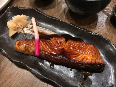 แซลมอนเทริยากิ