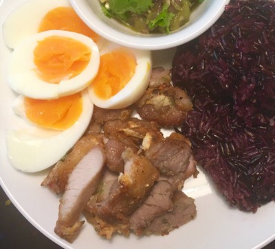หมูหมักกระเทียมทอด