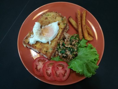 วิธีทำ Kraphao Tuna Toast วิธีทำ Kraphao Tuna Toast