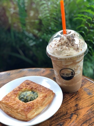 กาแฟวาวี (Wawee Coffee) เดอฟอร์เรส แอด เย็นอากาศ กาแฟวาวี (Wawee Coffee) เดอฟอร์เรส แอด เย็นอากาศ