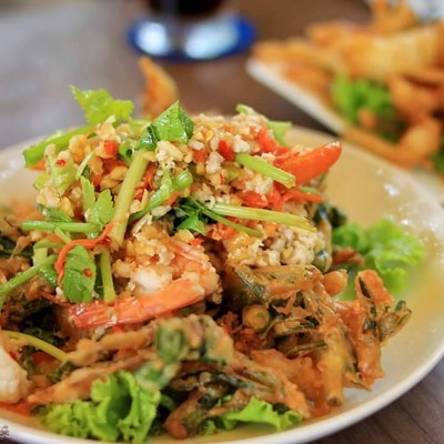 หลานตาชูสเต็กเฮ้าส์ ควนขนุน