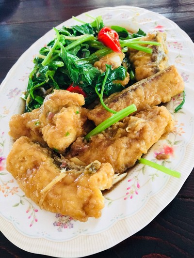 ปลากะพงผัดคื่นช่าย
