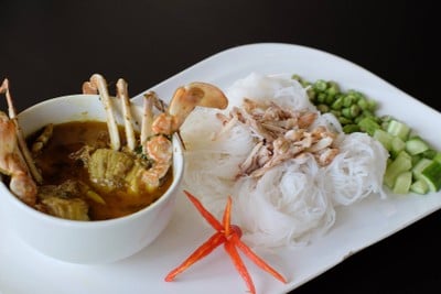 ขนมจีนไฮโซ