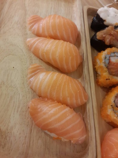 ซูชิแซลมอน