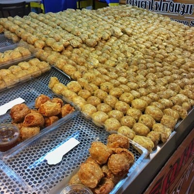 ข้าวหลามตลาดหนองมน