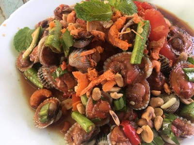 ตำหอยแครง