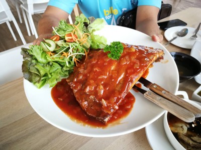 ซี่โครงย่างซอสบาร์บีคิว