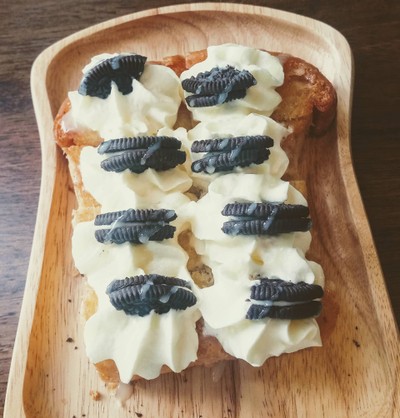 ขนมปังปิ้งคุกกี้ 48 บาท