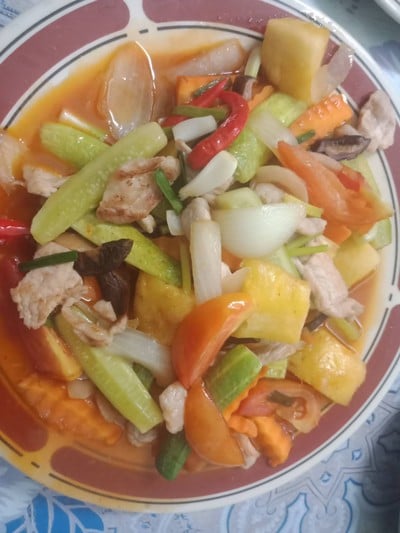 ผัดเปรี้ยวอมหวาน ผัดเปรี้ยวอมหวาน