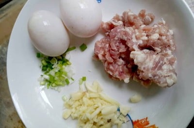 วิธีทำ ไข่ตุ๋น แบบบ้านๆ วิธีทำ ไข่ตุ๋น แบบบ้านๆ