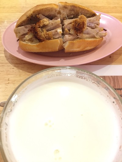นมสดร้อน+อิ่มหมูยอ