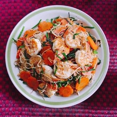 ผัดหมี่ซั่วกุ้ง