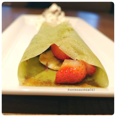 เครปชาเขียวไส้ผลไม้