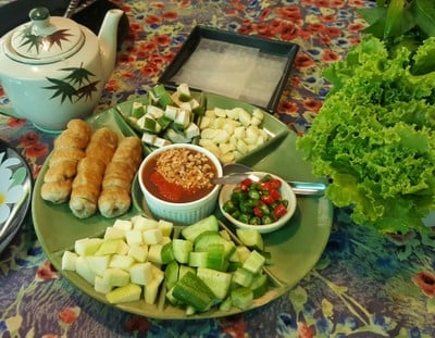 แหนมเนือง