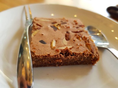 บราวนี่อัลมอนด์