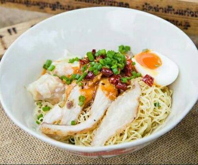 กาก Smurf Kitchen & Whale Bar กาก Smurf Kitchen & Whale Bar