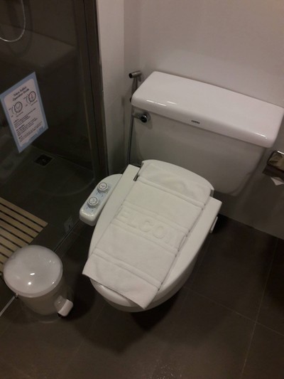 ห้องน้ำ