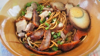 ก๋วยจั๊บเจ๊ต๊อกเบตง หัวสะพาน (Chinese Roll Noodle Soup) ก๋วยจั๊บเจ๊ต๊อกเบตง หัวสะพาน (Chinese Roll Noodle Soup)