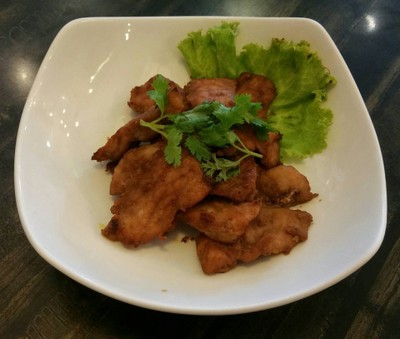 หมูย่างผัดกะปิ