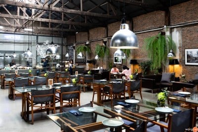 บรรยากาศ The Never Ending Summer (เดอะ เนฟเวอร์ เอนดิง ซัมเมอร์) เดอะ เนฟเวอร์ เอนดิง ซัมเมอร์