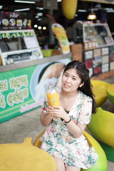 คุณชนิสรา อัครหิรัญกุล