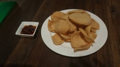 ข้าวเกรียบทอดน้ำพริกเผา