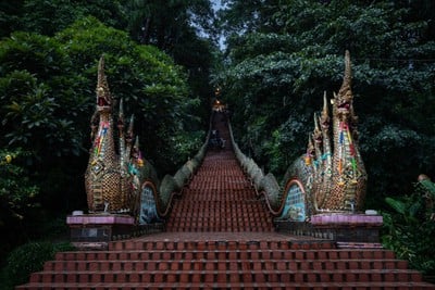 บรรยากาศ วัดพระธาตุดอยสุเทพราชวรวิหาร