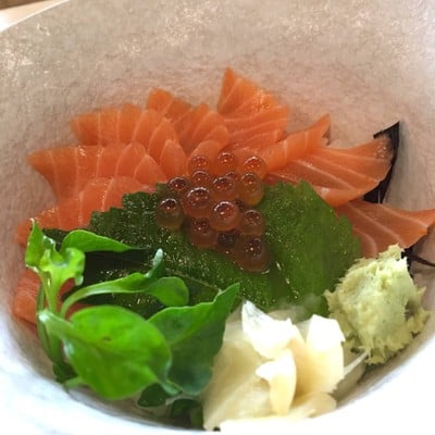 Salmon Ikura don
