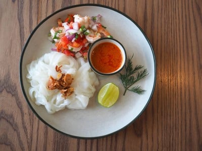 เส้นใหญ่ซัลซ่ากุ้ง