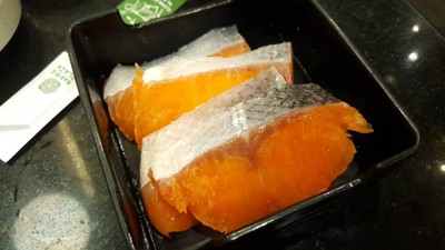 แซลม่อน