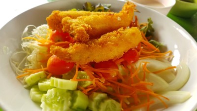 สลัดกุ้ง 70 บาท