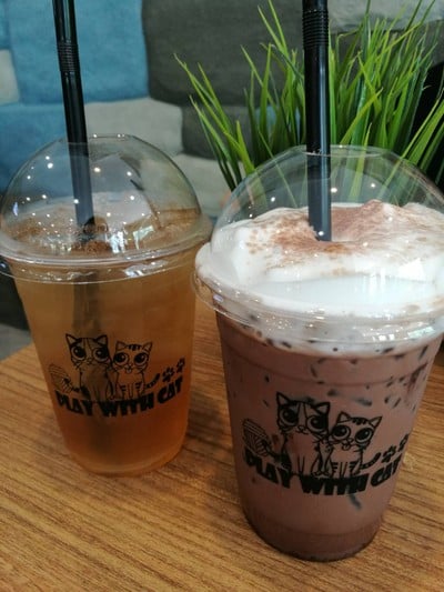 เมนูของร้าน Chill cat cafe - กาแฟสด เพชรเกษม110