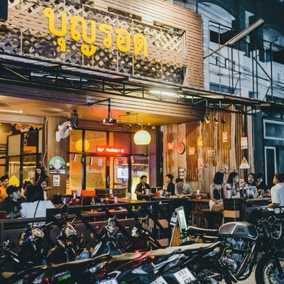 หน้าร้าน บุญรอด โซนเที่ยวสปีด