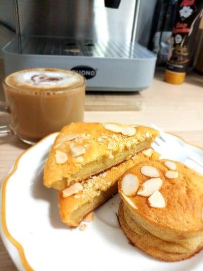 Banana Butter Cake & oat
เค้กกล้วยหอมเนยสดและข้าวโอ๊ต