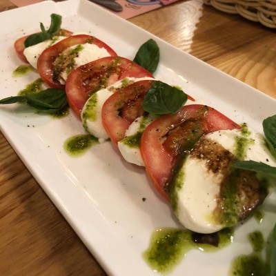 CAPRESE SALAD