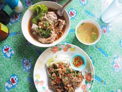 ข้าวขาหมูเยอรมัน (แห่งเดียวในโลก)
