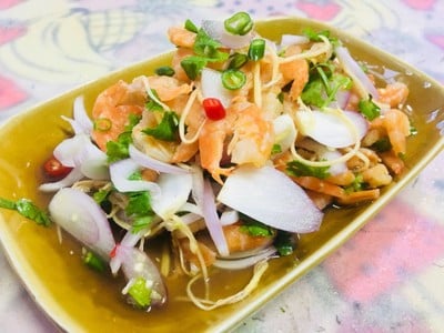 ยำกุ้งแห้ง