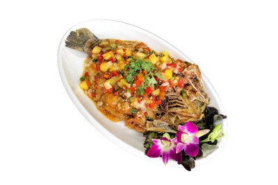 ปลาทับทิม ทอดเหลืองกรอบ ราดด้วยซอสสามรส เผ็ดเปรี้ยวหวาน
Price 250THB