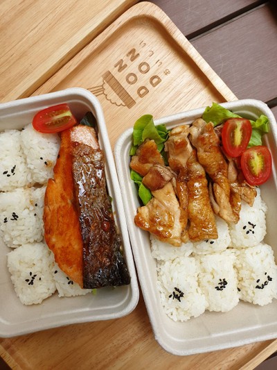 อาหาร หรือ เครื่องดื่ม