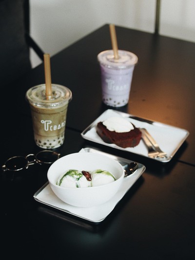 อาหาร หรือ เครื่องดื่ม