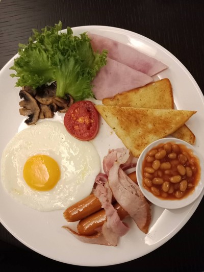 ENGLISH BREAKFAST