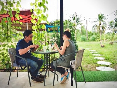 กรีนวิลล์ฟาร์มคาเฟ่ (Greenville Farm & Cafe) กรีนวิลล์ฟาร์มคาเฟ่ (Greenville Farm & Cafe)
