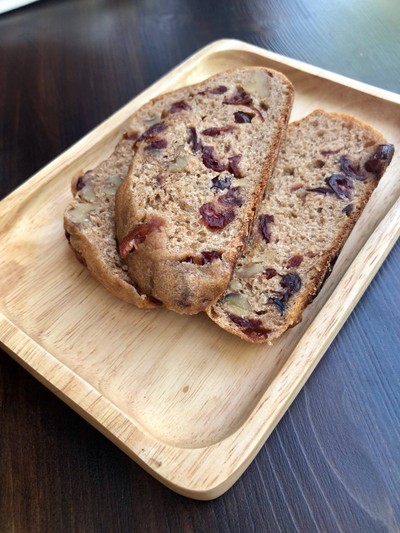 ขนมปังโฮลวีทธัญพืช